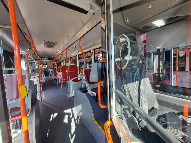 autobus-movilidad-bus-interior